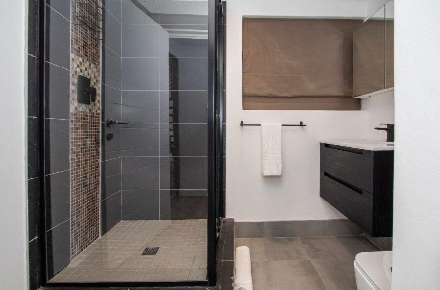 To Let 2 Bedroom Property for Rent in De Waterkant Western Cape